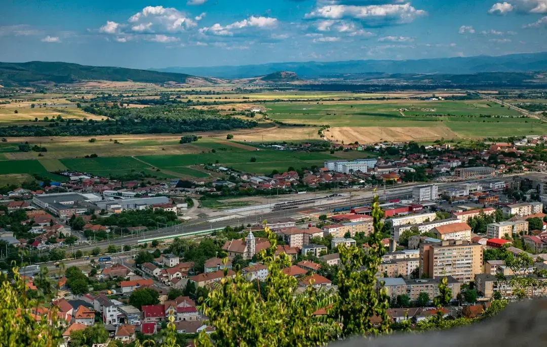 Ce înseamnă când visezi un copil? Ghid complet de interpretare
