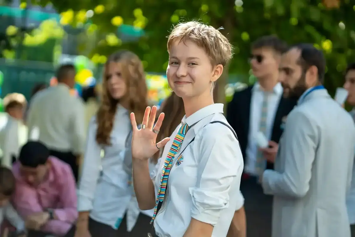 Educație bilingvă de la grădiniță până la liceu