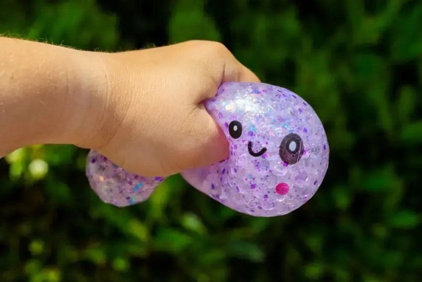 Jucăriile squishy de pe TikTok, o capcană periculoasă pentru copii