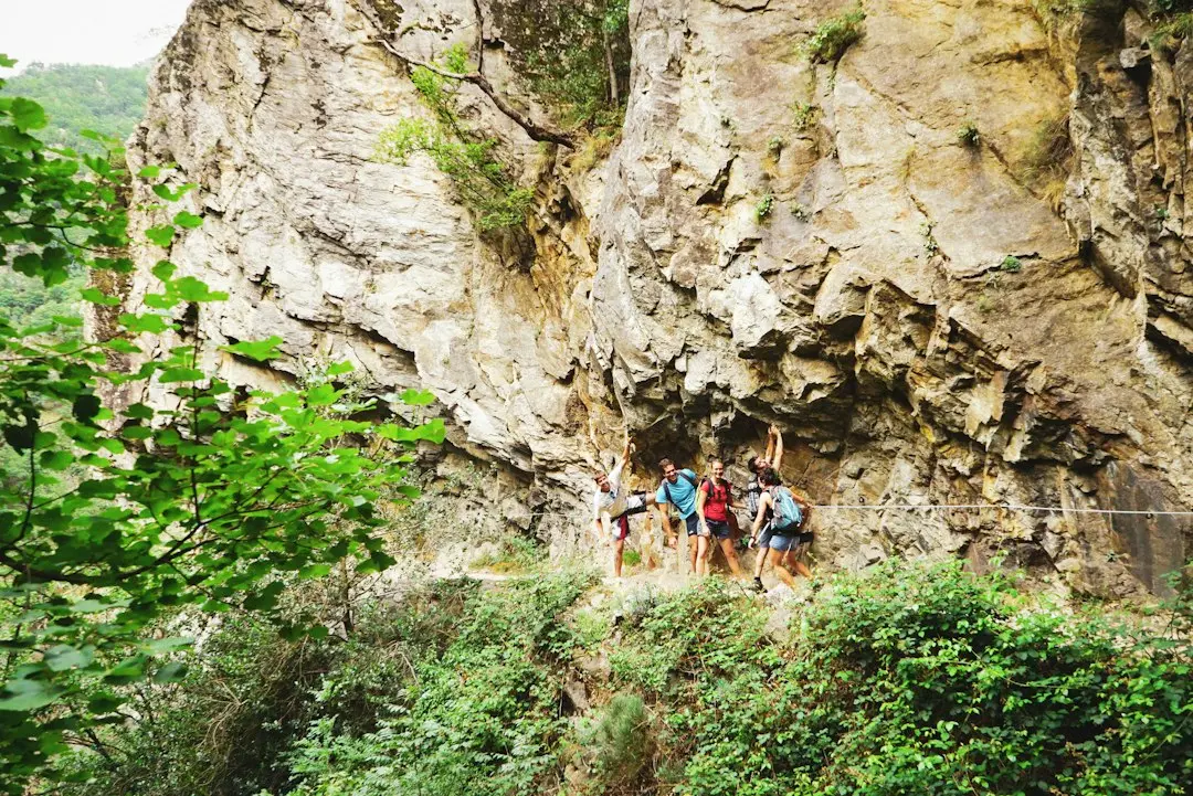 Jo și Raissa încep aventura vieții lor, din 16 octombrie, pe marile ecrane!